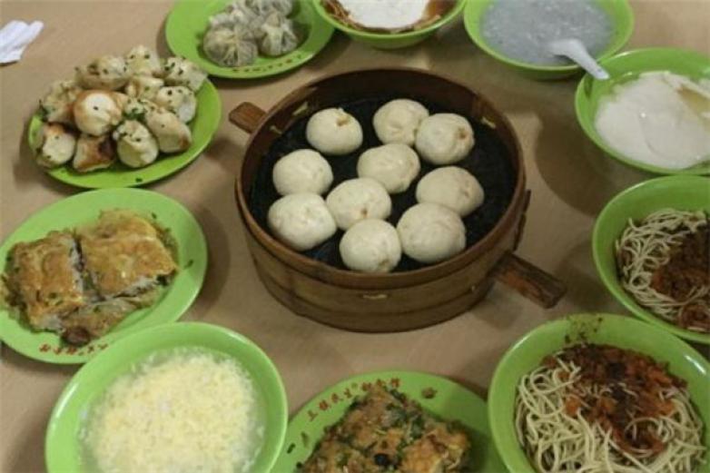 三镇民生甜食馆